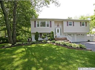 21 Center Ave, Matawan, NJ 07747