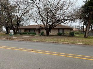 210 NW 1st St, Cooper, TX 75432