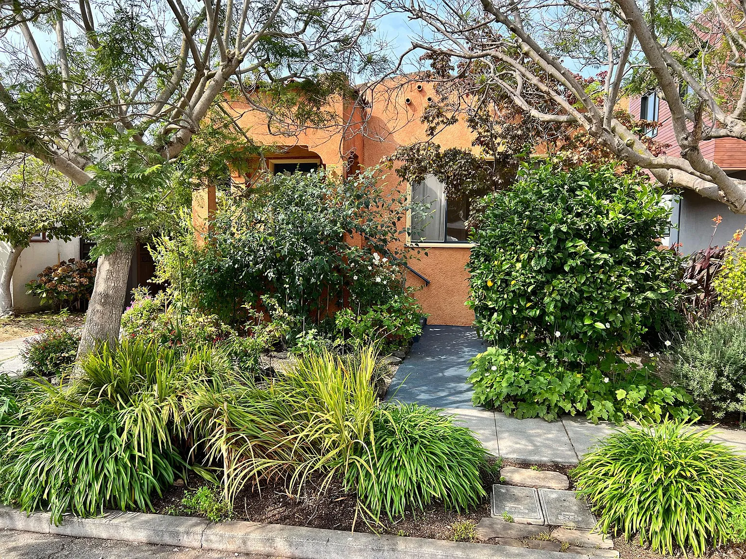 1012 Ramona Ave — Photo 1
