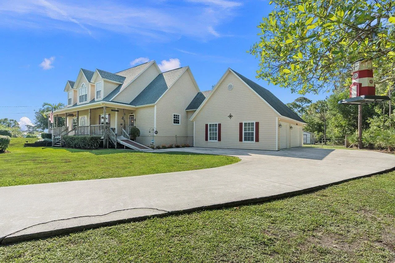 4 bed, 3.5 bath, 2680 sqft, $5,000 — Photo 3