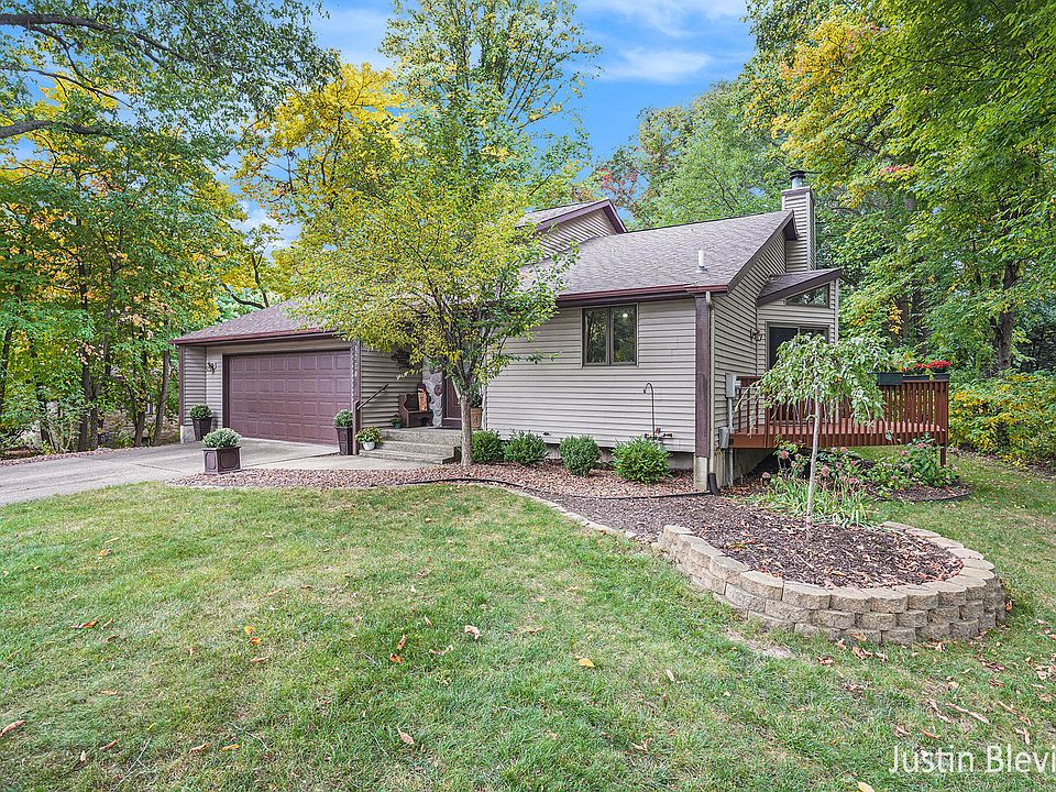 1st image of 1778 Glenvale Dr SW