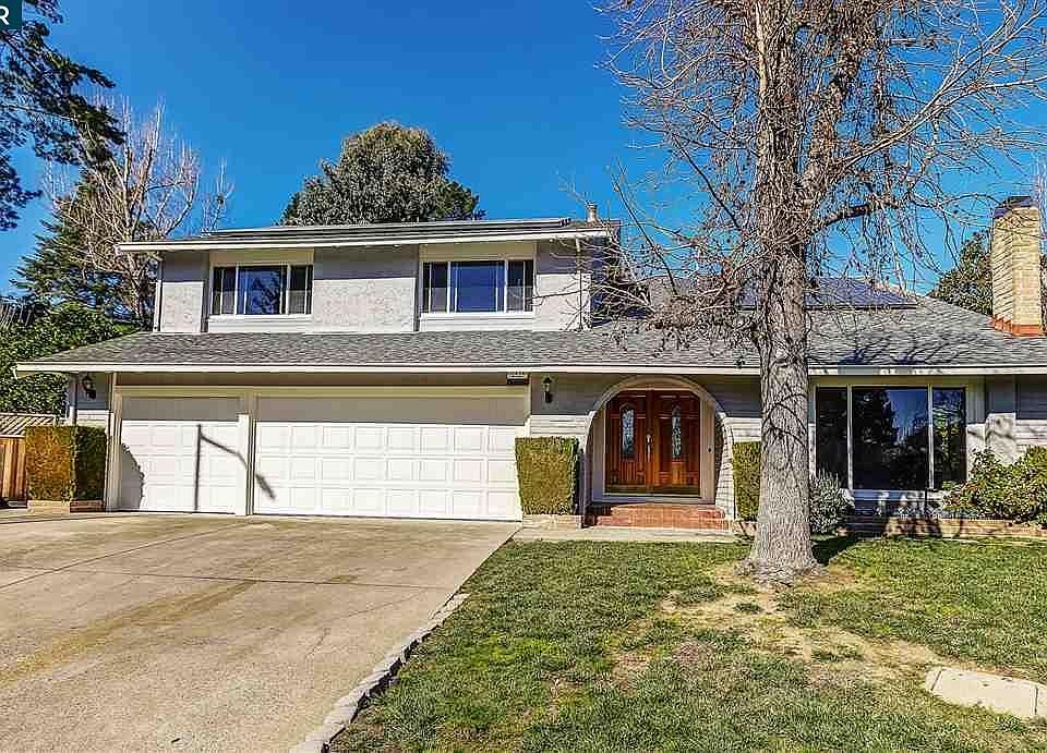 1st image of 2687 Bridle Ln