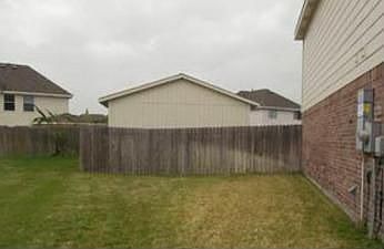 3rd image of 2110 Sabine Ct