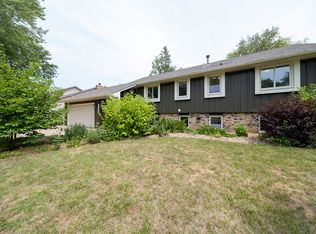 13396 Everest Ave, Apple Valley, MN 55124
