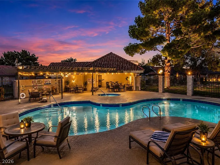 2761 Laguna Shores Ln — Photo 29