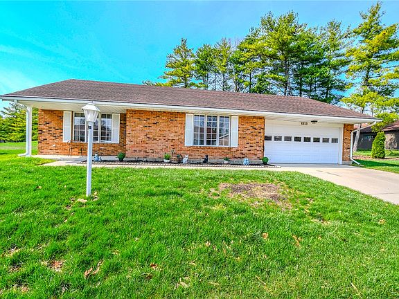 3rd image of 6859 Willow Creek Dr