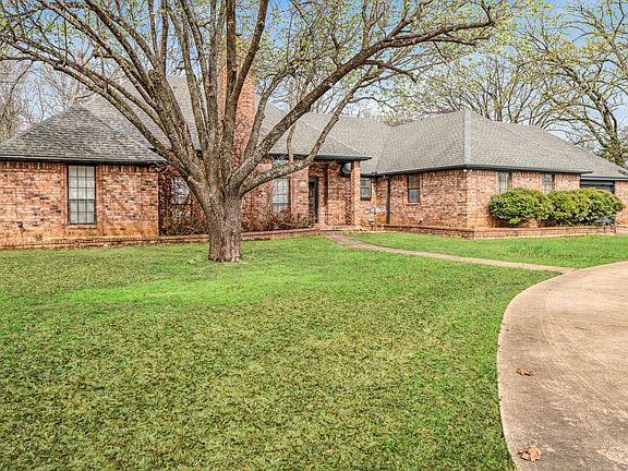 2nd image of 4315 Lakeshore Dr