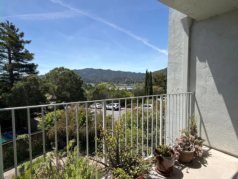 173 Lower Via Casitas #1 — Photo 3