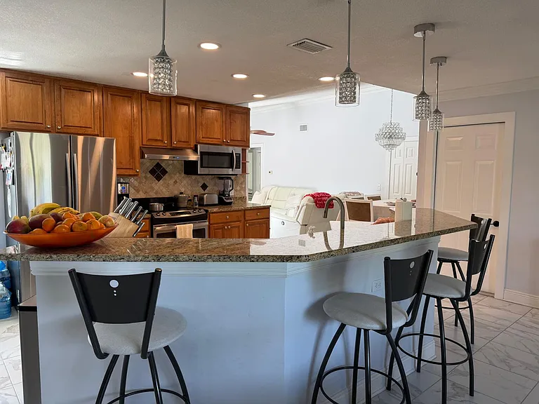 6705 Seafairer Dr — Photo 3
