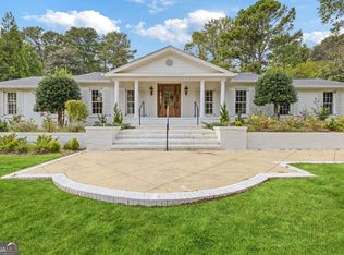 5650 Eden Roc Ln, Atlanta, GA 30342