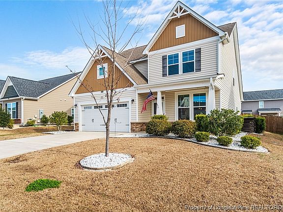 3rd image of 182 Brentmoor Dr