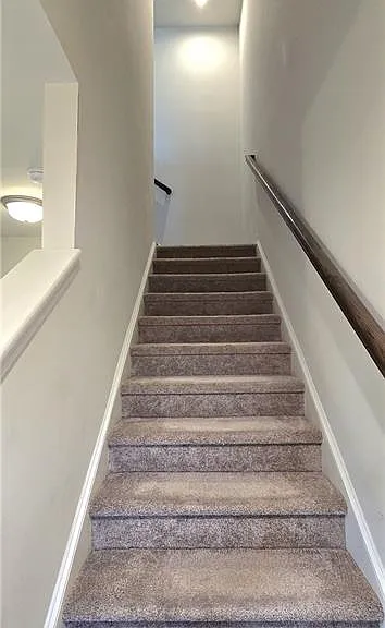 3608 Hidden Valley Cir — Photo 14