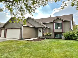 9646 84th St S, Cottage Grove, MN 55016