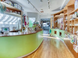 4 Bootleg Aly FLOOR 1, Greenport, NY 11944