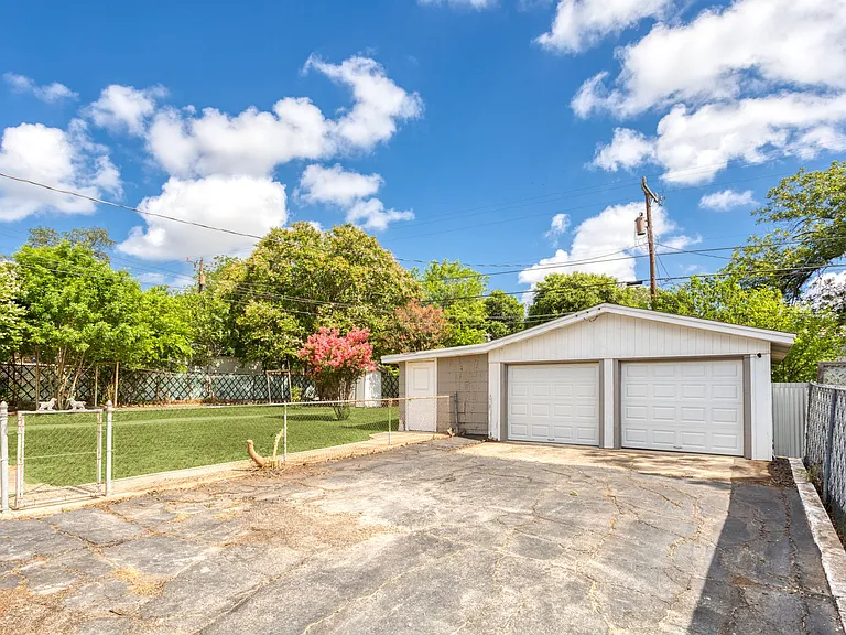 615 Rittiman Rd — Photo 22