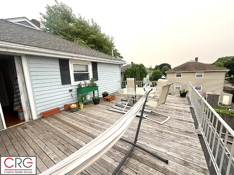 81 Ralph St — Photo 17