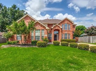 201 Village Trl, Trophy Club, TX 76262