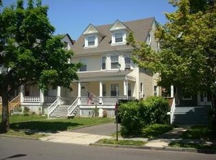 216 Rutledge Ave, East Orange, NJ 07017