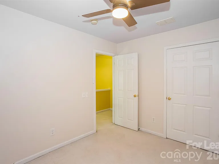 10313 Scotch Pine Cir — Photo 11
