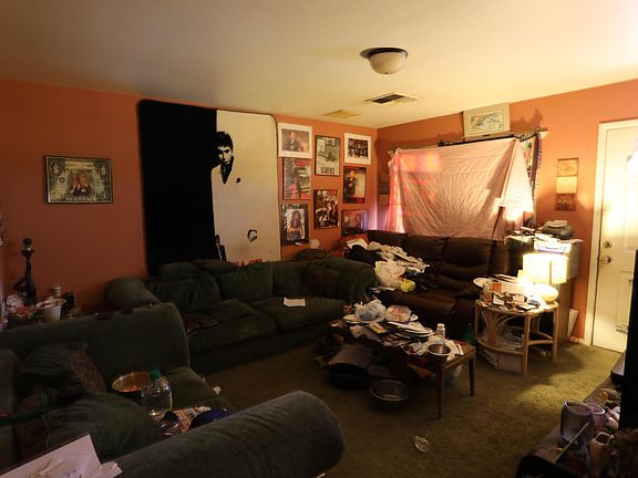 5th image of 203 7th Ave W
