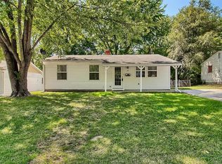 35 Boles Ave, Wentzville, MO 63385