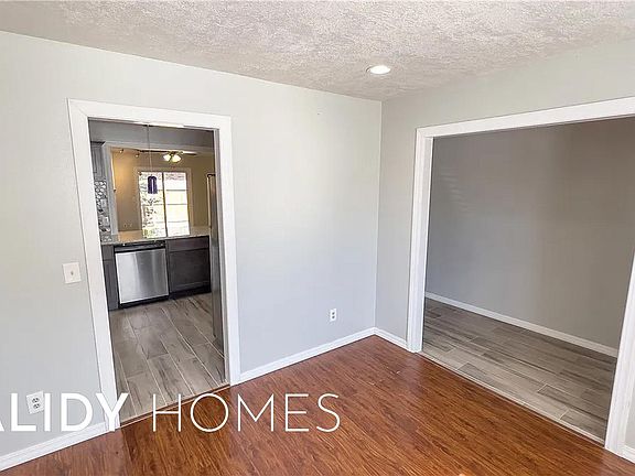 4th image of 8205 NW 91st St