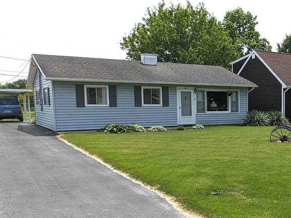 169 Longfellow Dr, Tiffin, OH 44883