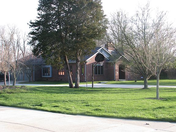 5th image of 7193 Hidden Valley Dr