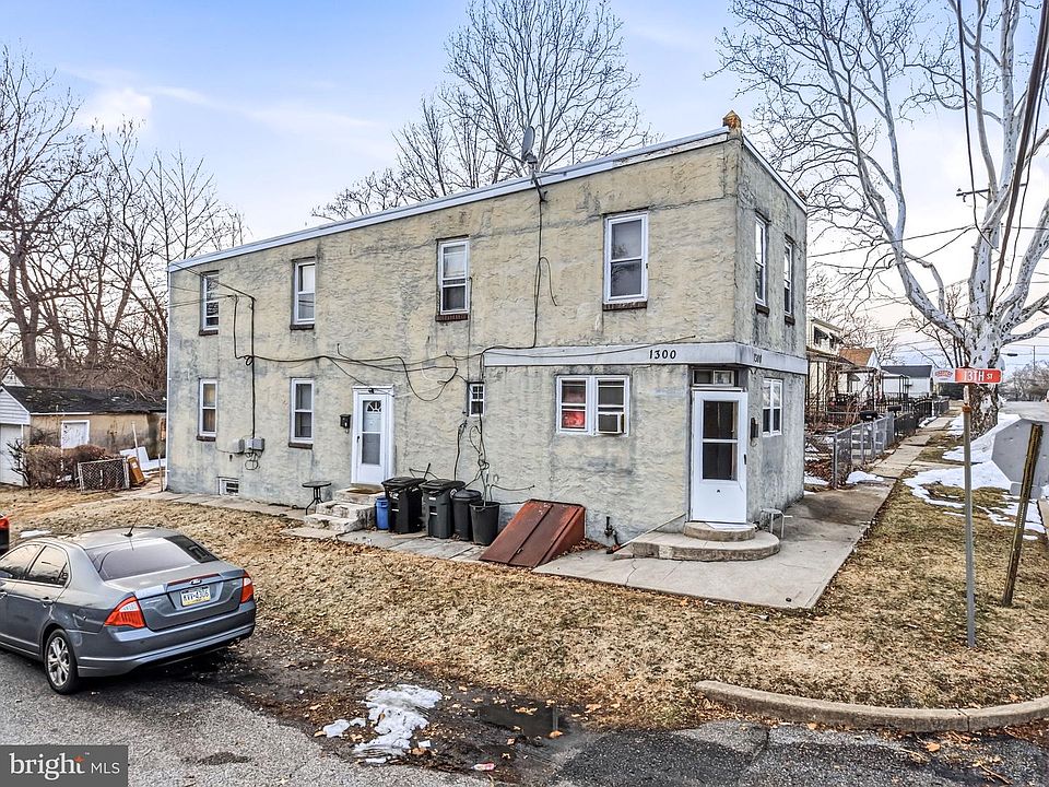 2nd image of 1300 Townsend St