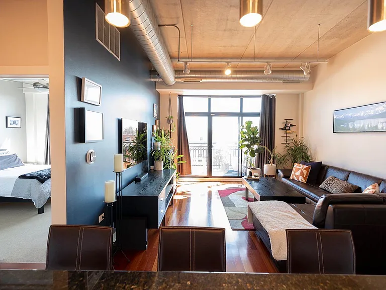 3245 N Ashland Ave #4D — Photo 2
