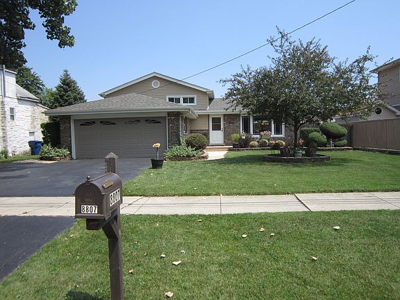3rd image of 8807 Meade Ave