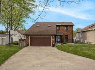 1180 River Rd W, Wasaga Beach, ON L9Z2W7