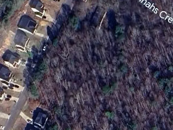 2082 E Park Dr, Lancaster, SC 29720