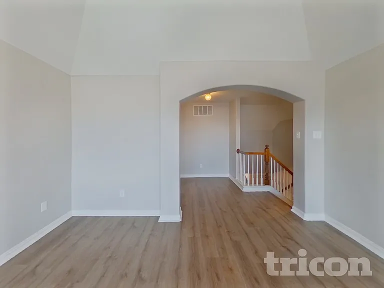 7814 Longbow Ln — Photo 17