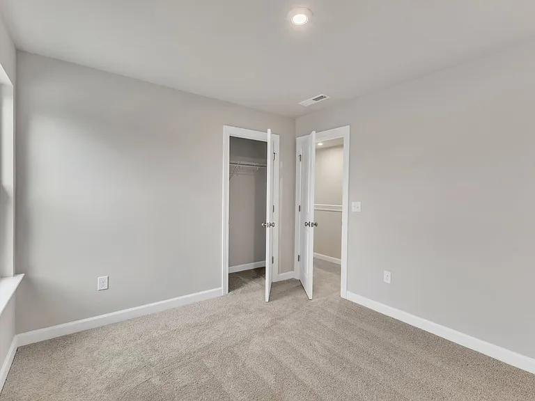 804 Montague Ave — Photo 35