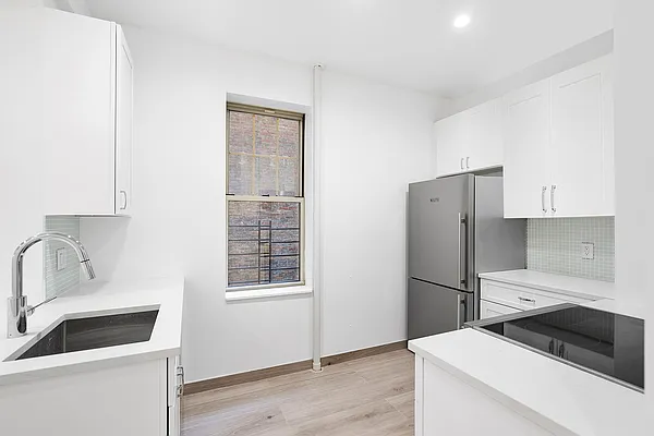 Rented by Corcoran | media 12