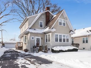 20 S Illinois Ave, Villa Park, IL 60181