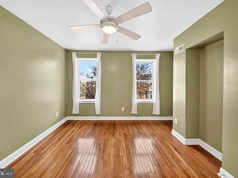 7 E Fort Ave — Photo 35