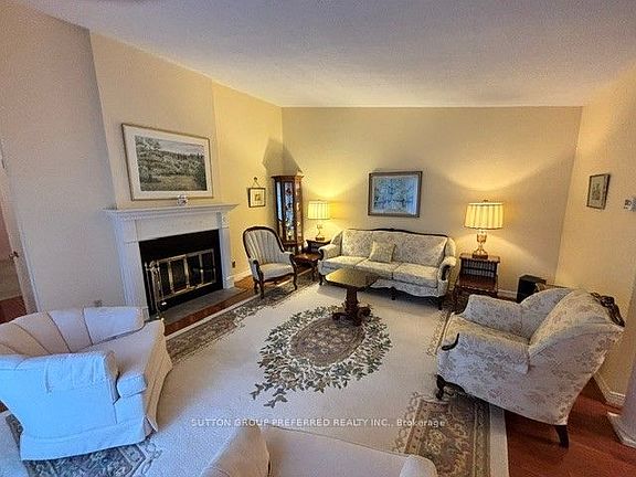 4th image of 60 Fiddlers Green Rd #40