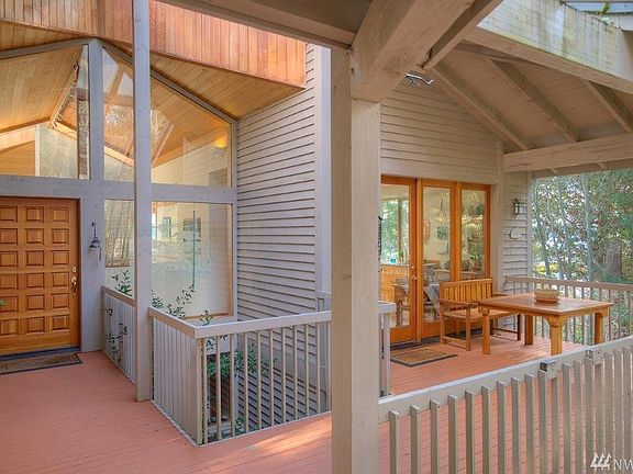 3rd image of 115 Kala Lagoon Ct