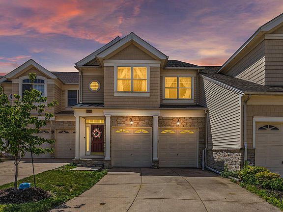 2nd image of 8702 Timber Oak Ln