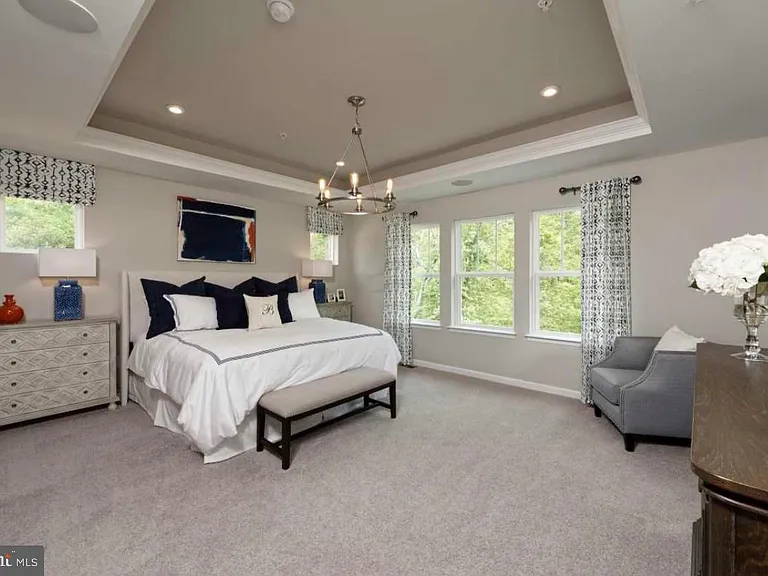 3348 Burton Dr — Photo 17