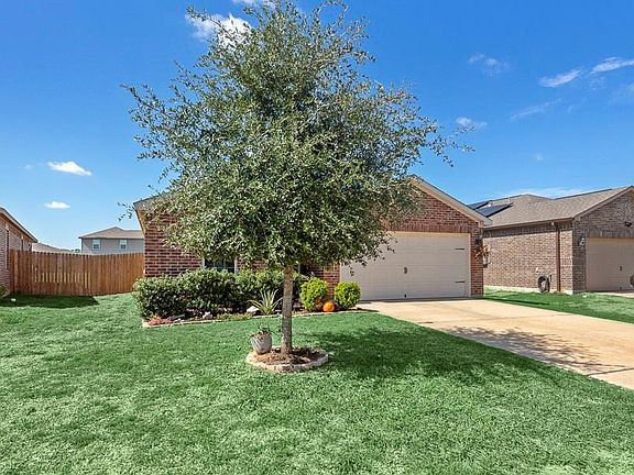 3rd image of 20907 Bauer Creek Dr