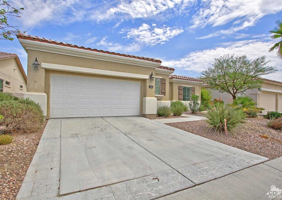 1st image of 80564 Camino Santa Juliana