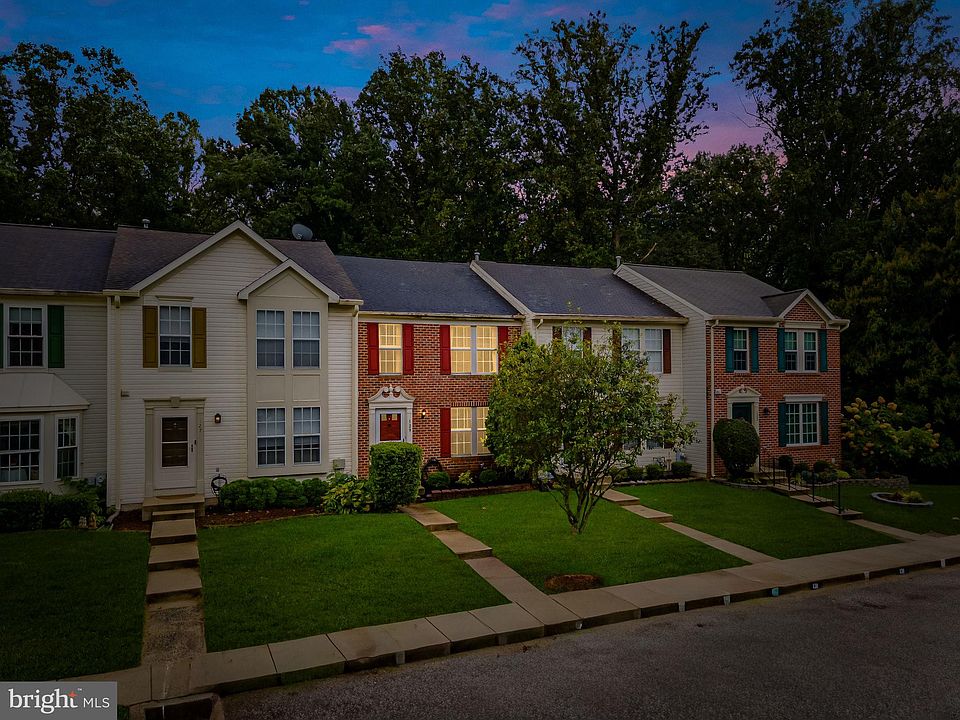 1st image of 129 Paden Ct
