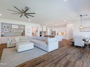 2090 E Melrose St, Gilbert, AZ 85297