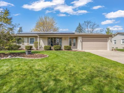 18681 Fairway St, Livonia, MI, 48152