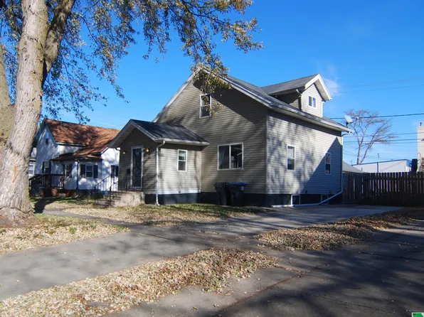 721 Michigan St, Storm Lake, IA 50588