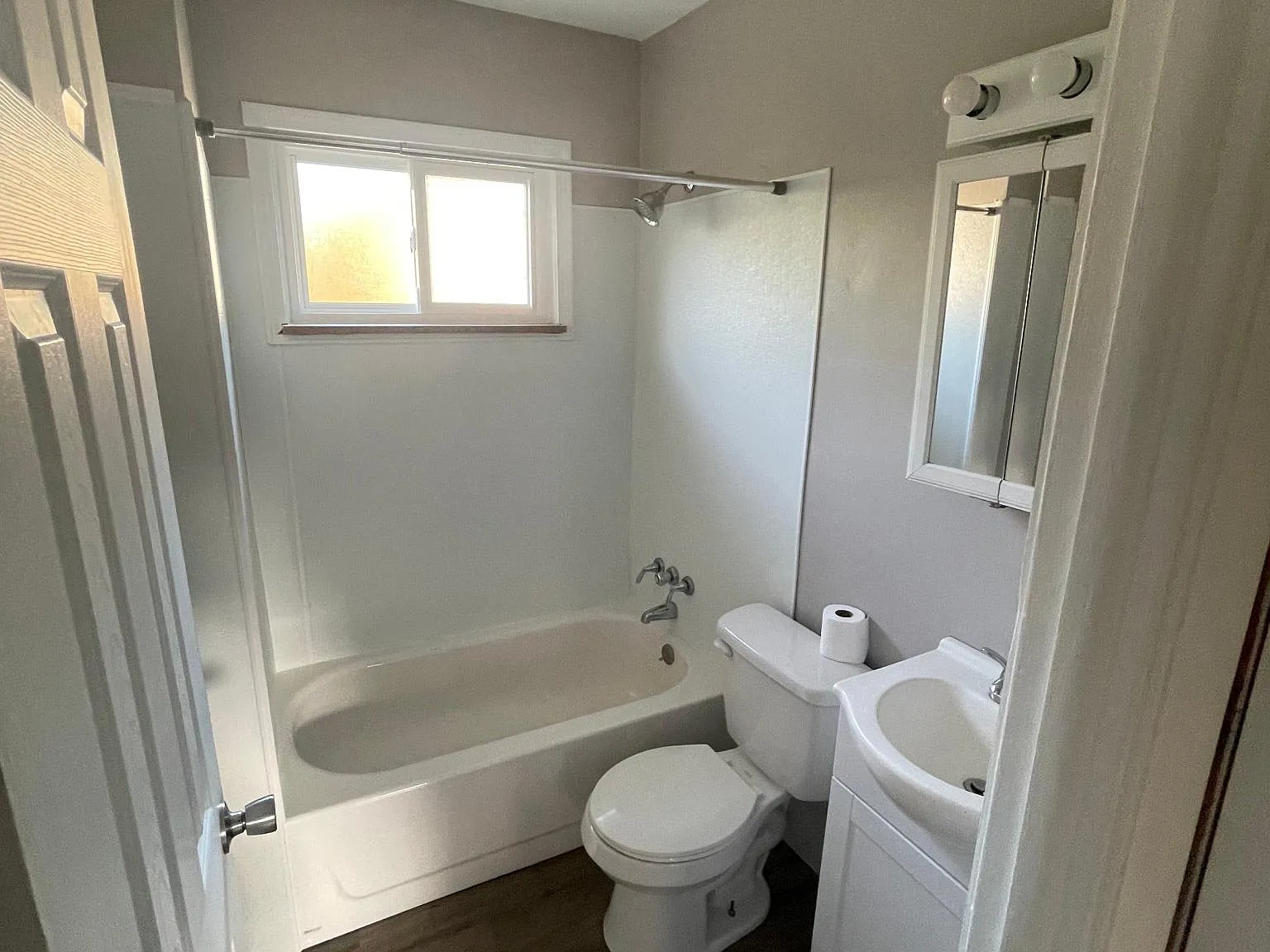 5222 Oldham Dr — Photo 3