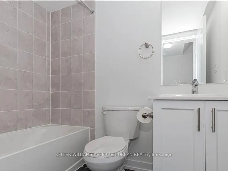 1579 Midland Ave — Photo 12